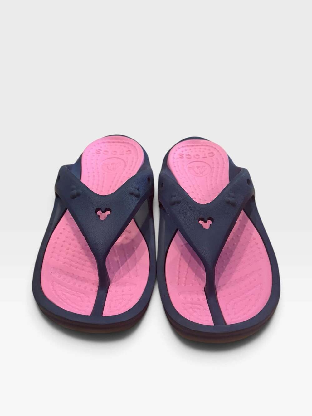 Crocs Navy Pink Chunky Flip Flops W6 Sporty Y2K Beach Pool Sandals NWOT